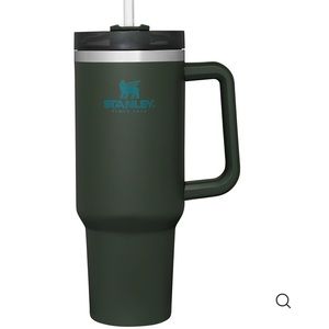 Stanley Travel Adventure Quencher 40oz in Spirulina